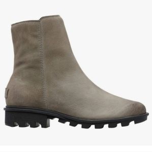 Sorel Womens Phoenix Zip size 9